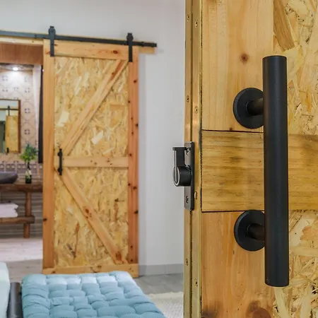 Castanheiro's Place Понта-Делгада