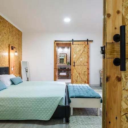 Castanheiro's Place Appartement *