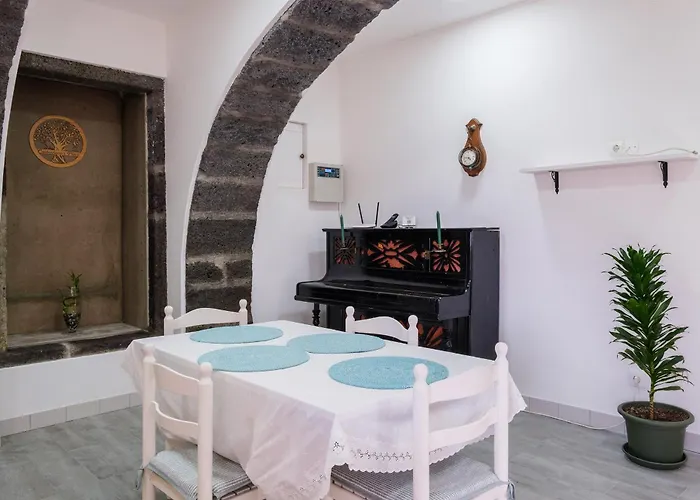 Castanheiro's Place *